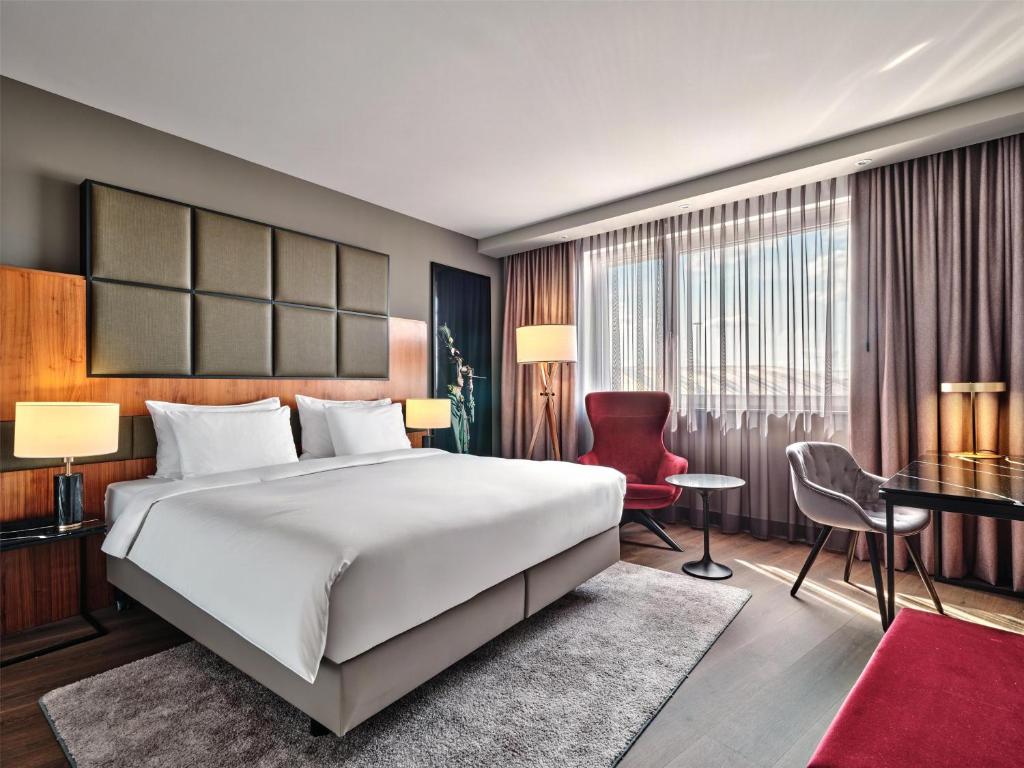 Radisson Blu Hotel, Hamburg Airport - Resim 35