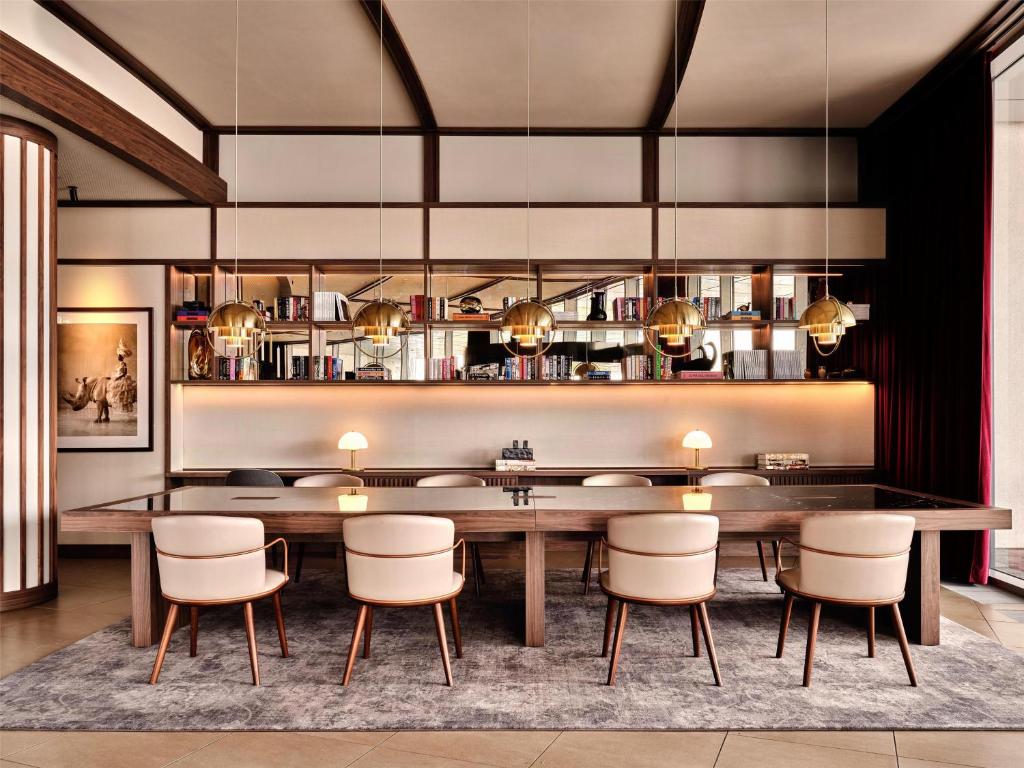 Radisson Blu Hotel, Hamburg Airport - Resim 5