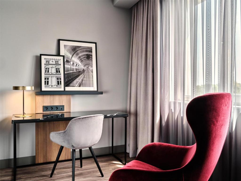 Radisson Blu Hotel, Hamburg Airport - Resim 10