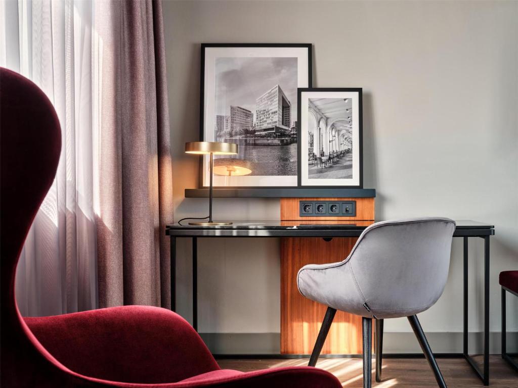 Radisson Blu Hotel, Hamburg Airport - Resim 37