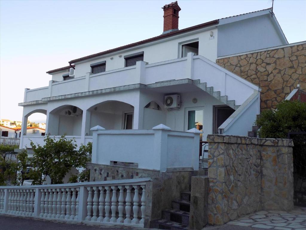Budova, v ktorej sa apartmán nachádza