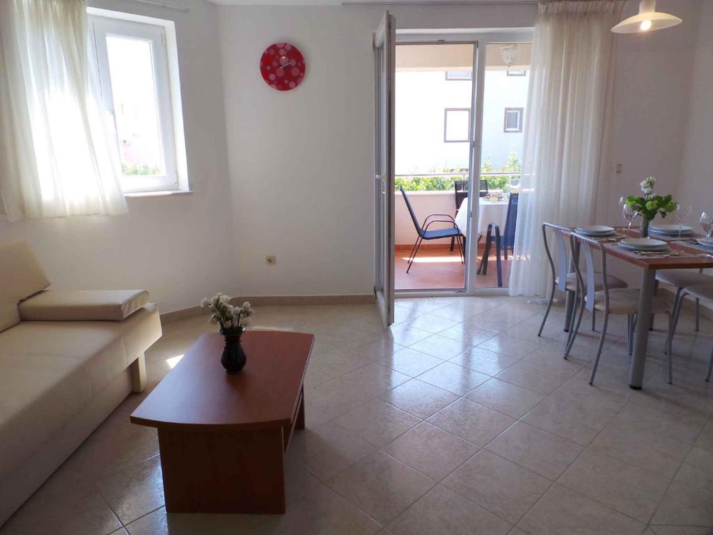 Oleskelutila majoituspaikassa Apartment Liznjan 1