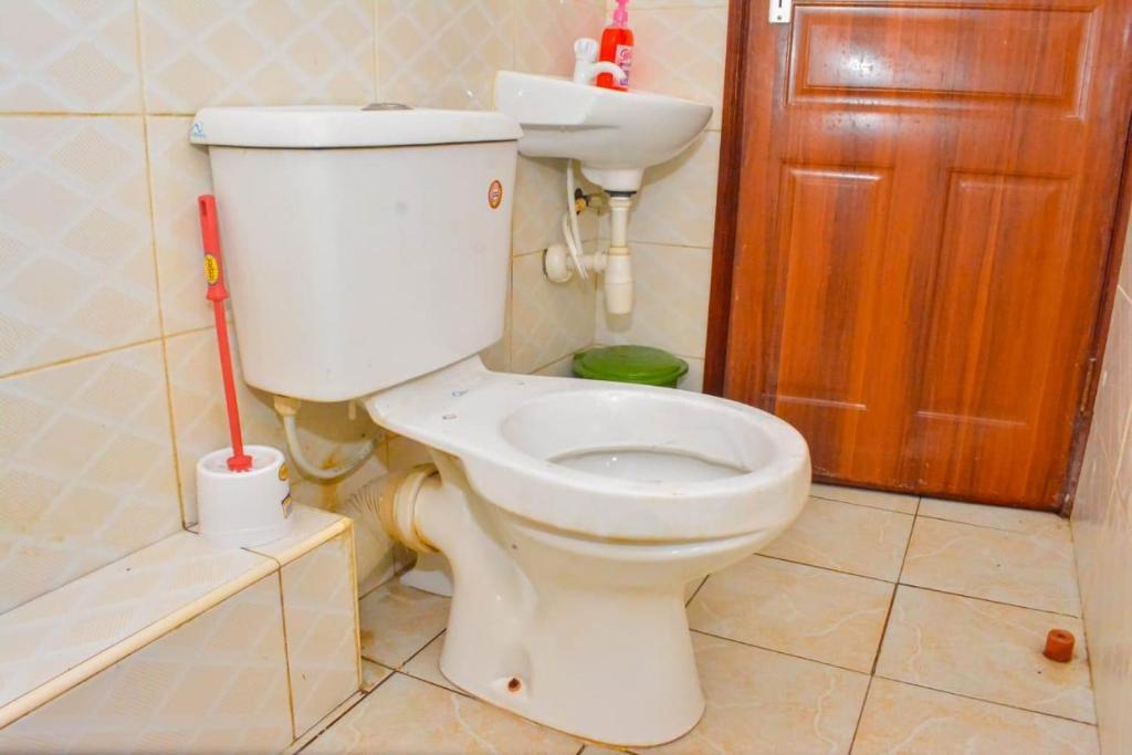 Koupelna v ubytování Brima Mangu Apartments, Blue Pacific Studio