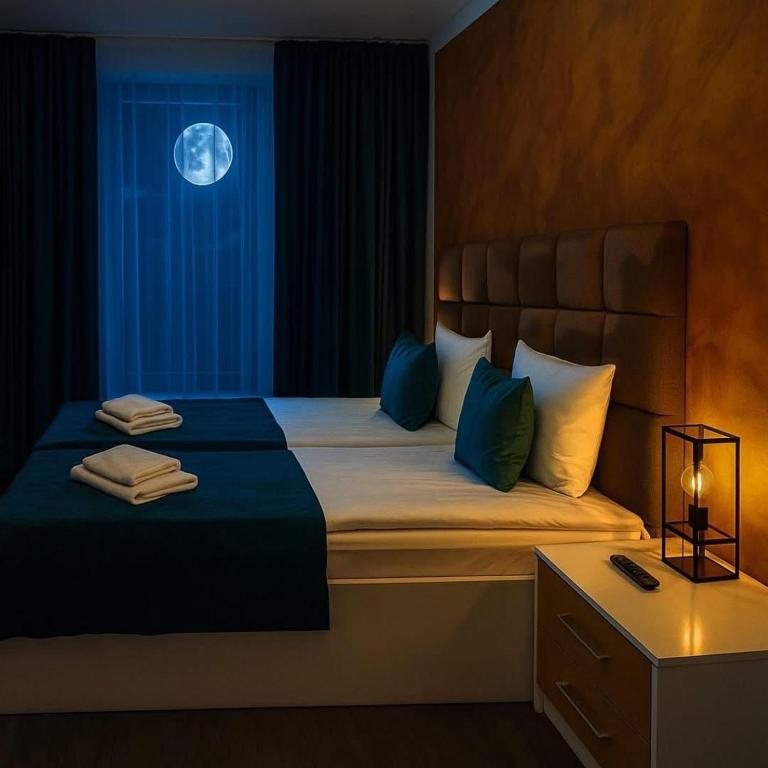 
Two-Bedroom Deluxe Apartment
