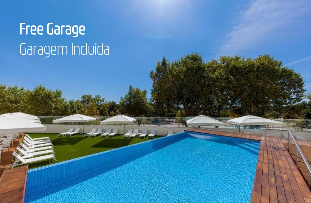 Bazén v ubytování Hotel Lux Fatima nebo v jeho okolí