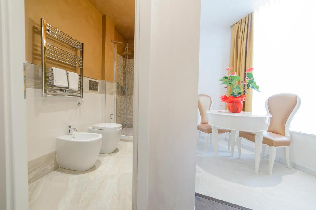 Koupelna v ubytování Hotel Vespasiano