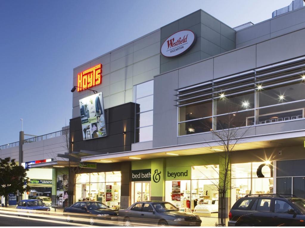 TOWER JUNCTION MOTOR LODGE- MOTEL with Airport and Railway Station Shuttle service- Best Location - close to Westfield Mall, Tower Junction Shopping Centre, Restaurants, Cafes etc - Resim 23