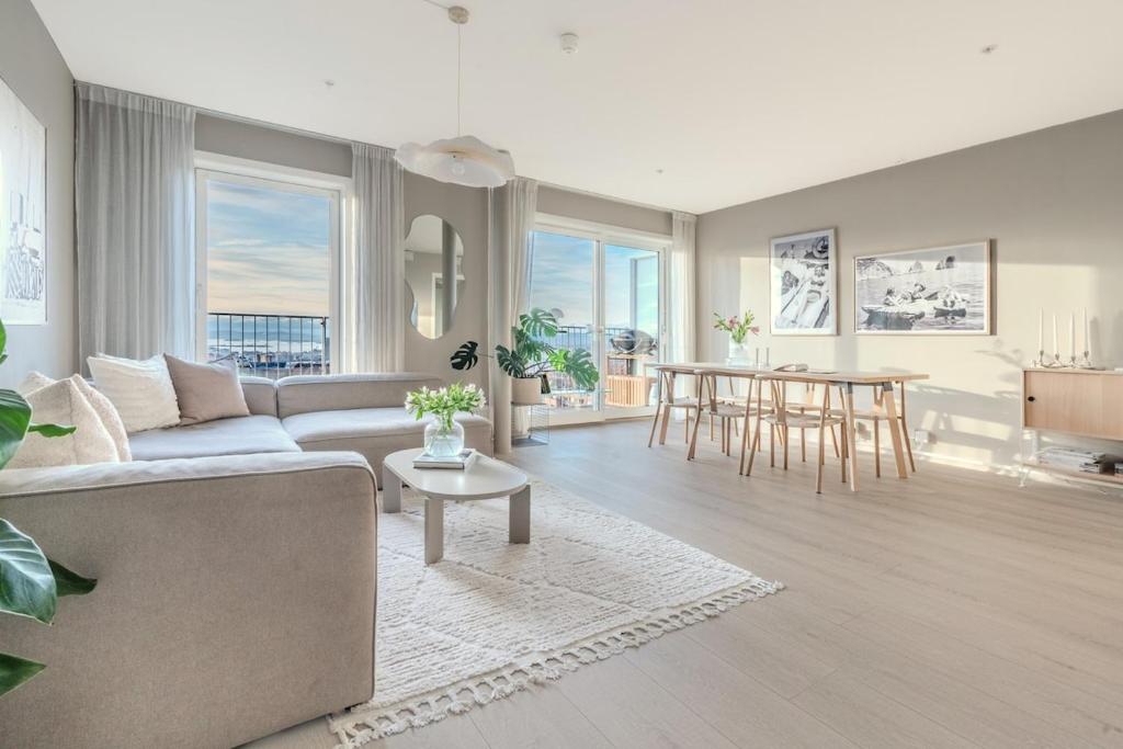 Super Central Designer Penthouse at 19th floor with Amazing View!, Oslo ... - Winter Penthouse Flat Oslo