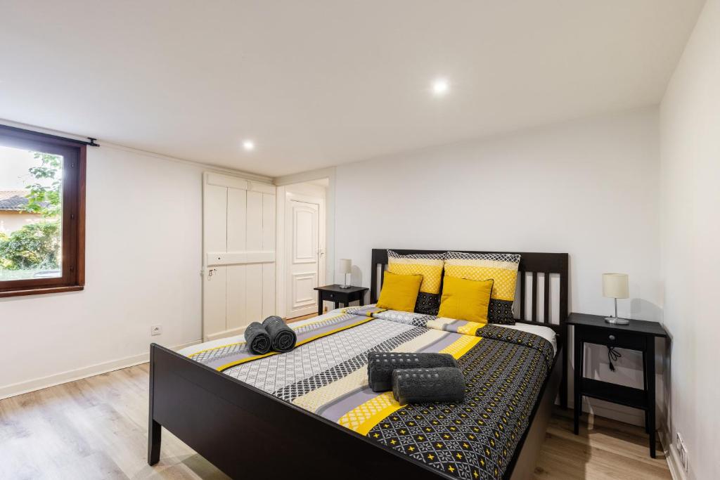 Χώρος καθιστικού στο L'Ecrin Perrodin - Appartement Bourg-en-Bresse