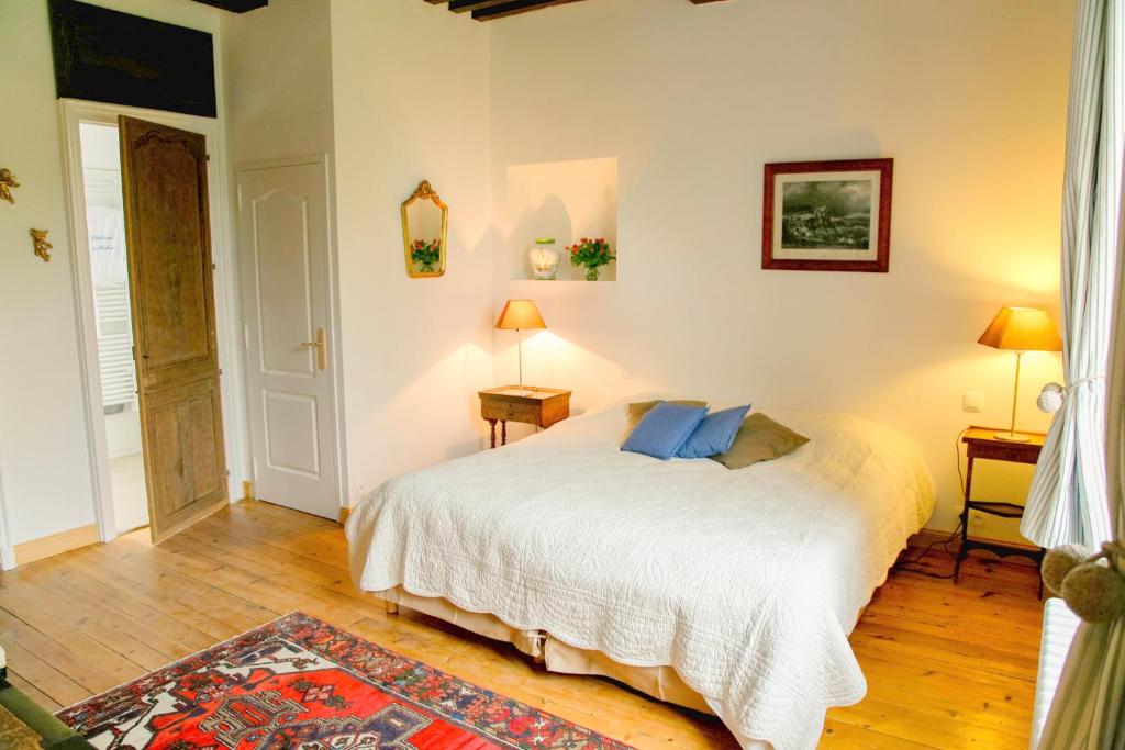 Bed & Breakfast Chateau Les Cèdres - Superior Double Or Twin Room With Garden View