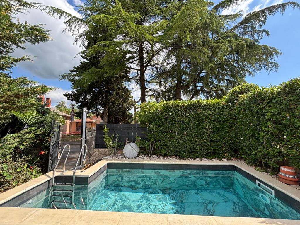 Bazén v ubytovaní Villa Lido 145 m2 with pool alebo v jeho blízkosti