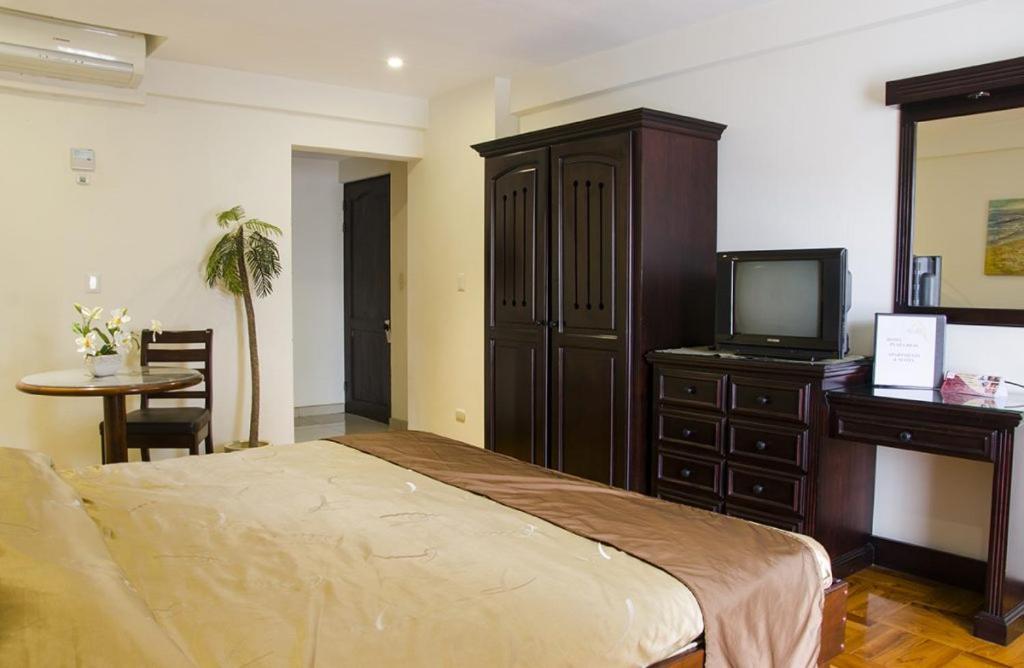 Hotel Plaza Real Suites & Apartments San Jose - Camera King Deluxe