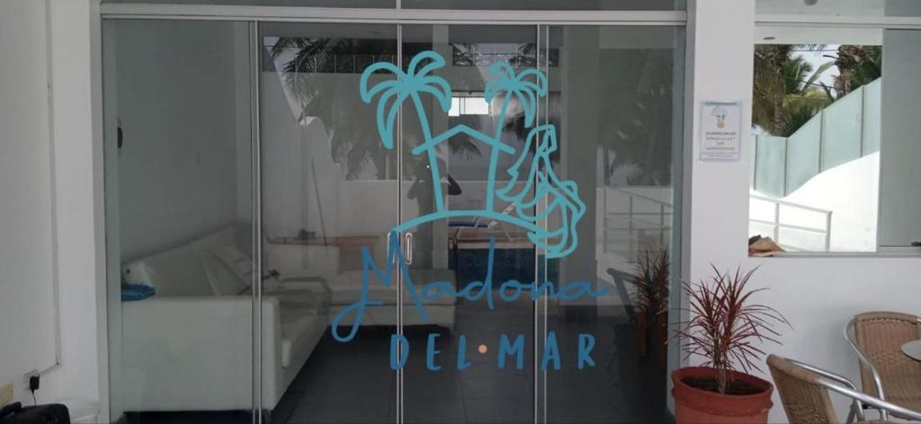 Residencia Madona del Mar - Casa Frente al Mar con Piscina