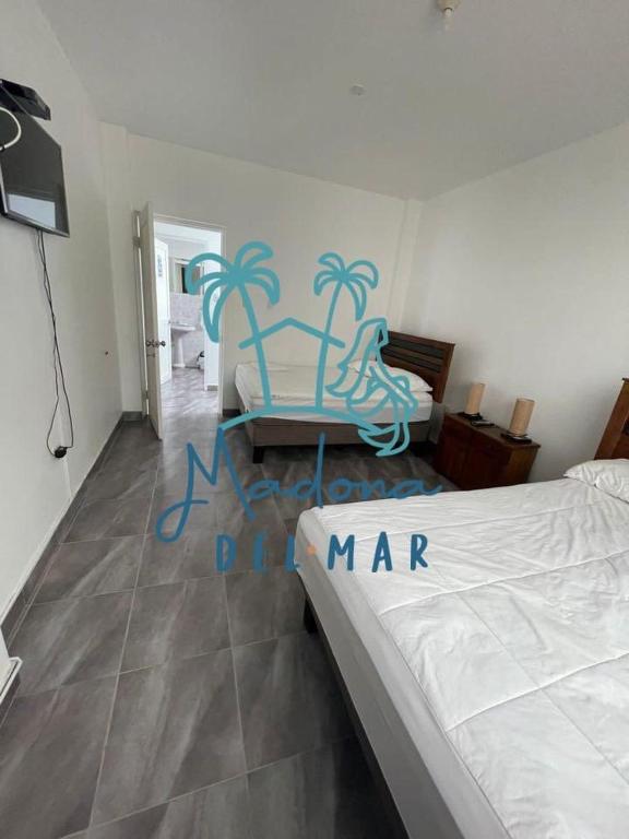 Residencia Madona del Mar - Casa Frente al Mar con Piscina