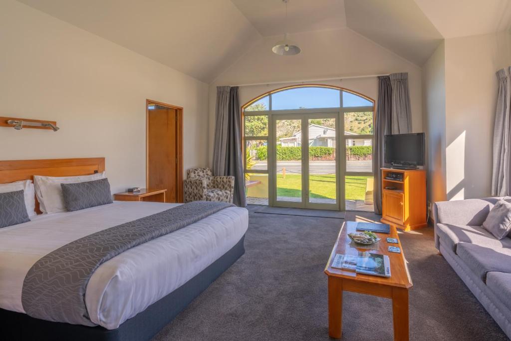 The Anchor Inn Beachfront Motel - Resim 2