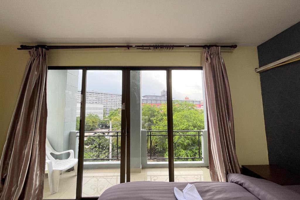 Lucky Inn Suite Pattaya - Resim 33