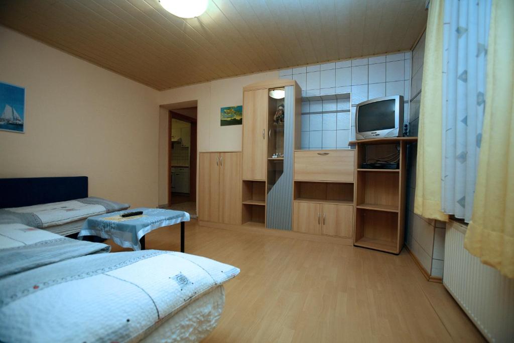 TV a/nebo společenská místnost v ubytování Gasthof Maly