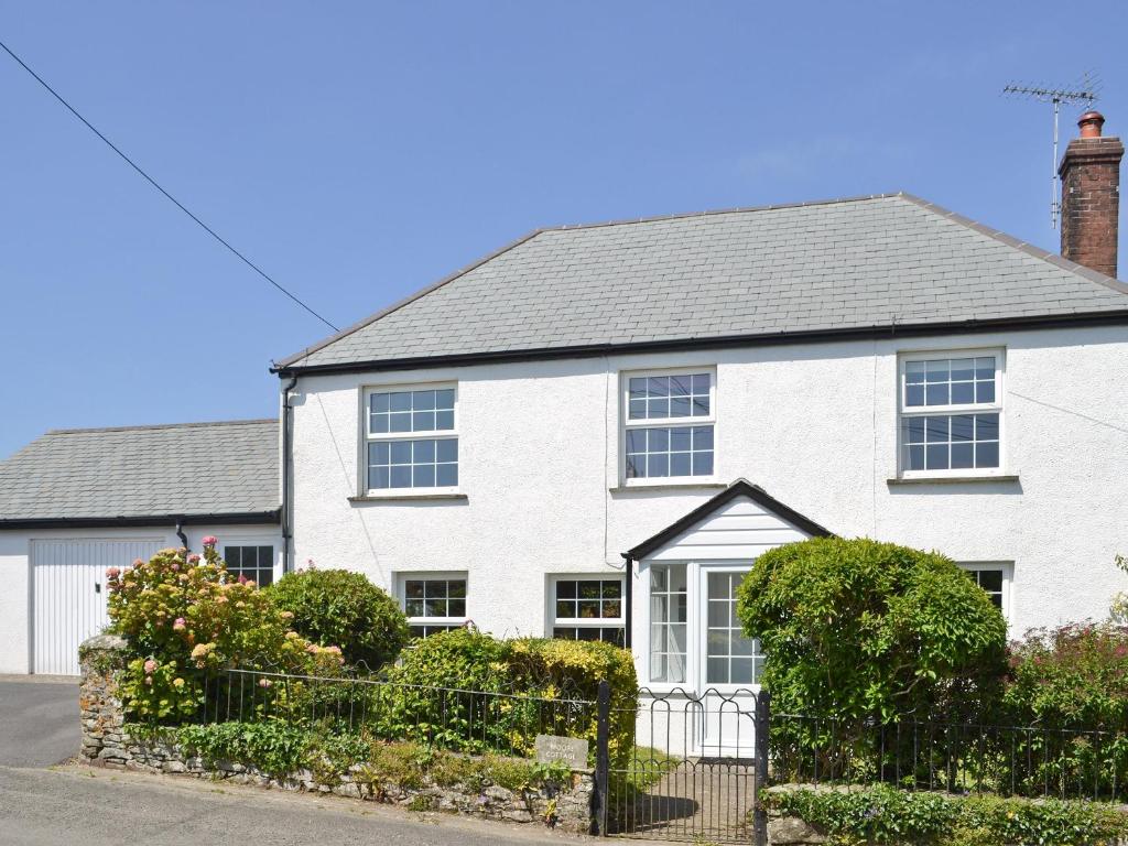 Hoone, kus puhkemaja asub