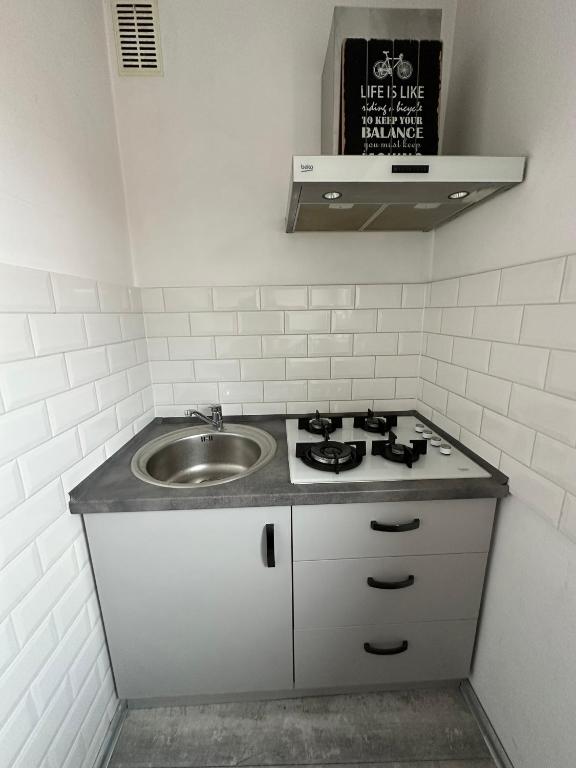 Red Bike Apart's - 11