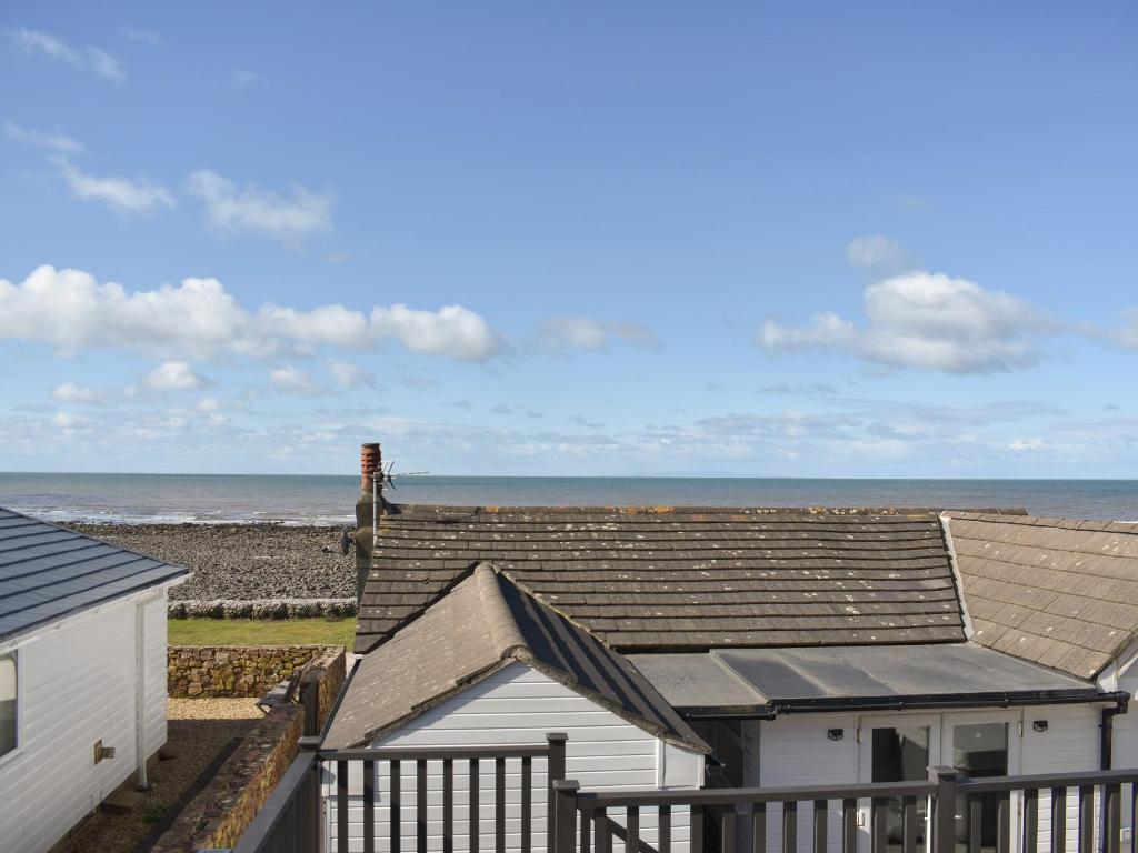 a view of the ocean from a house at Ludlow Bank in Caulderton