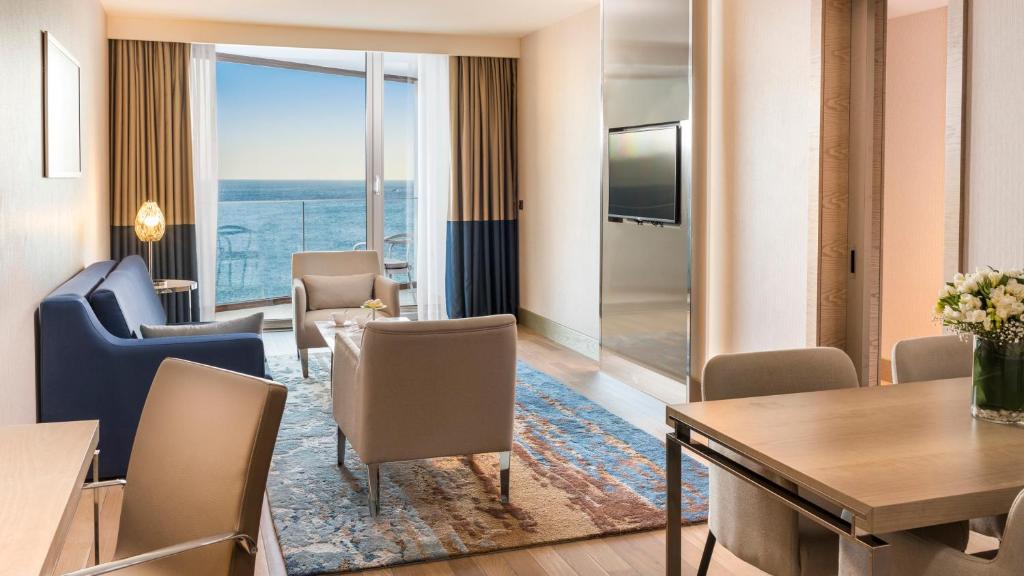 Crowne Plaza Florya Istanbul by IHG - Junior King Suite