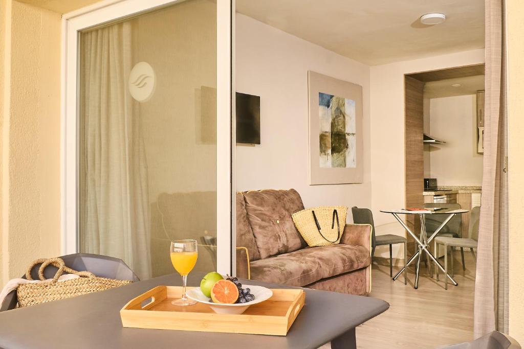 Ona Marbella Inn - Resim 5