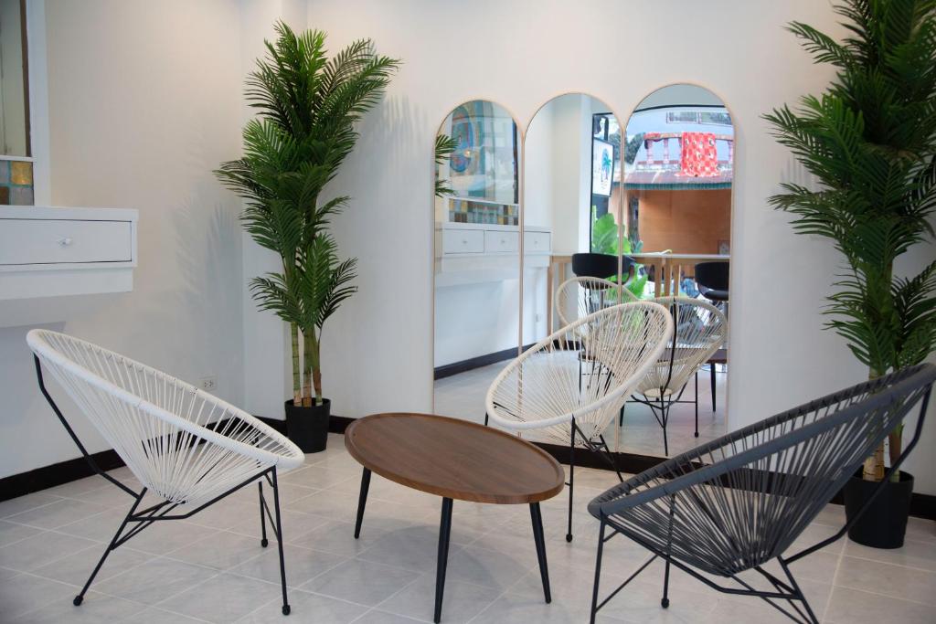 RQ Phuket Kalim Beach Blue Horizon - Resim 4