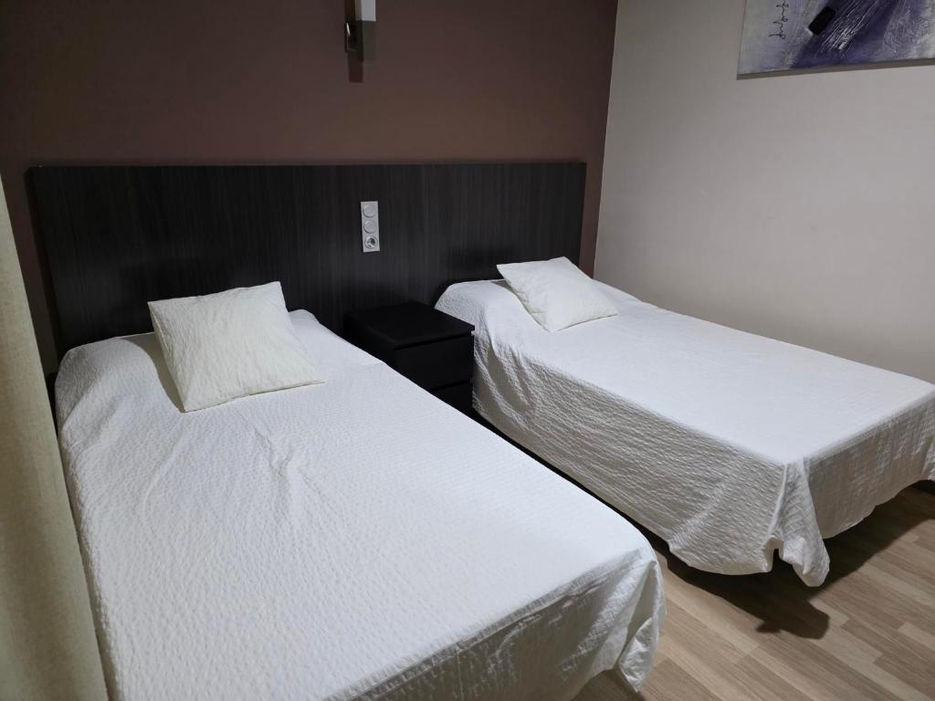 LENGÜETERO S.L - Zweibettzimmer