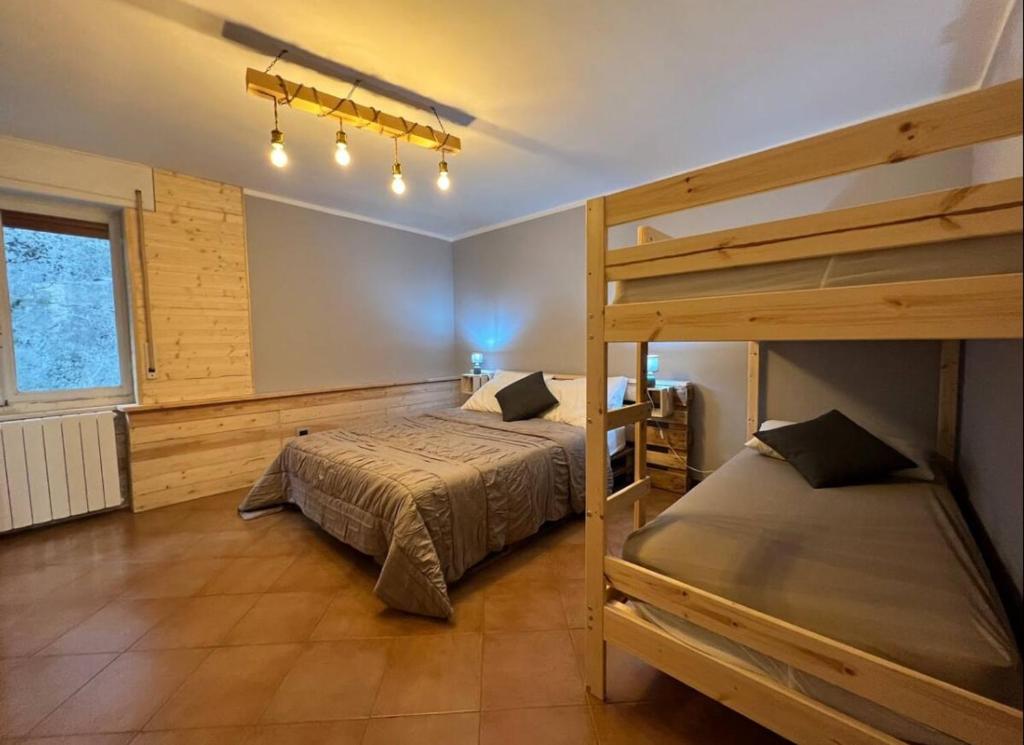 Ένα ή περισσότερα κρεβάτια σε δωμάτιο στο Snowflake apartment