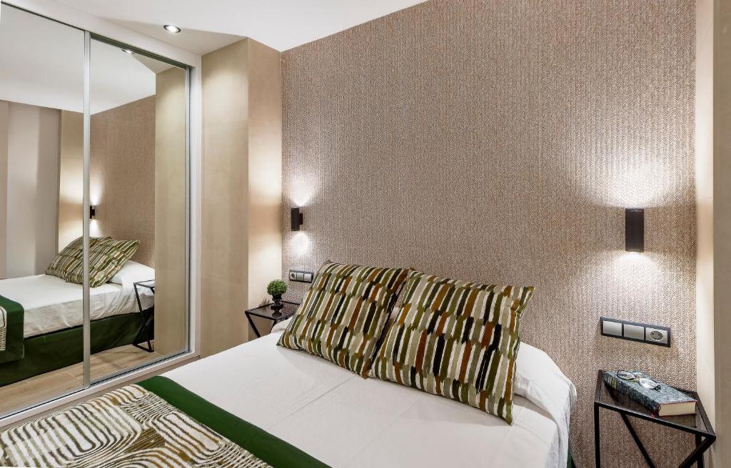 Apartamentos Suites Oficentro Original - 11