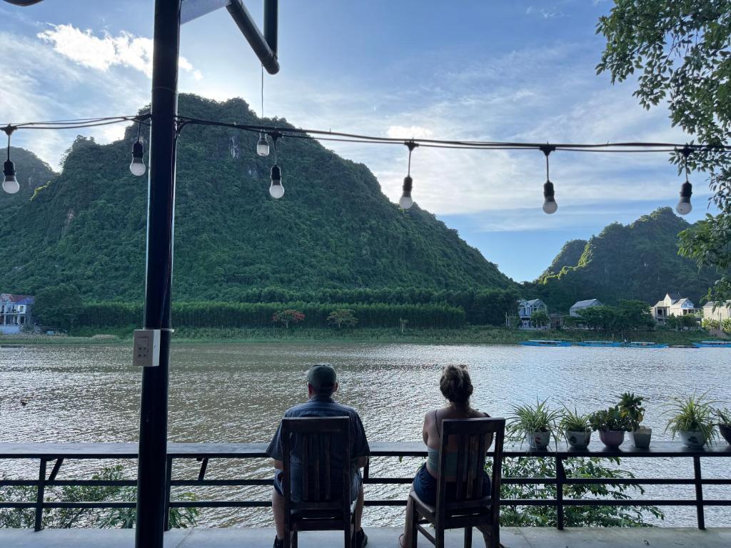 Funny Monkeys Homestay - 18