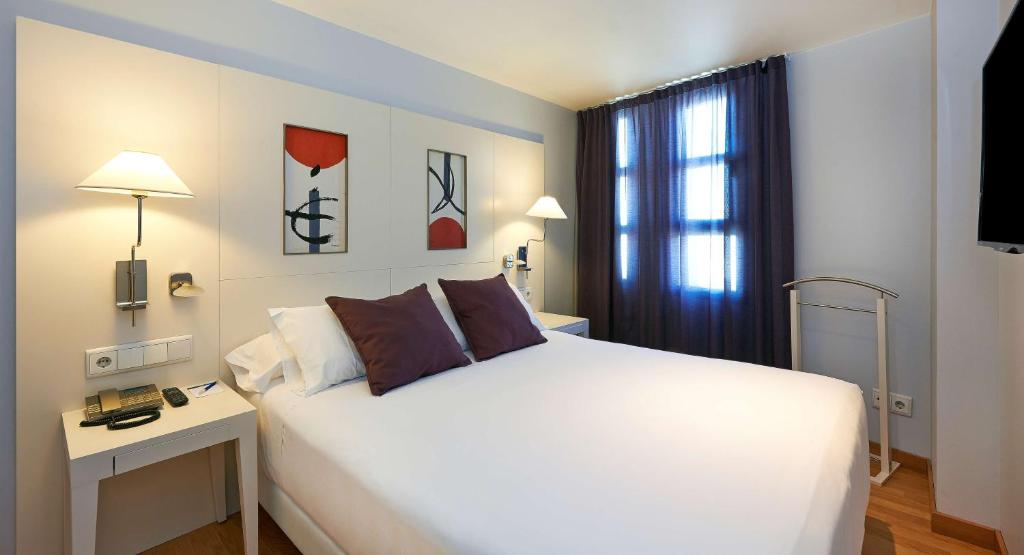 NH Valencia Las Artes - Resim 20