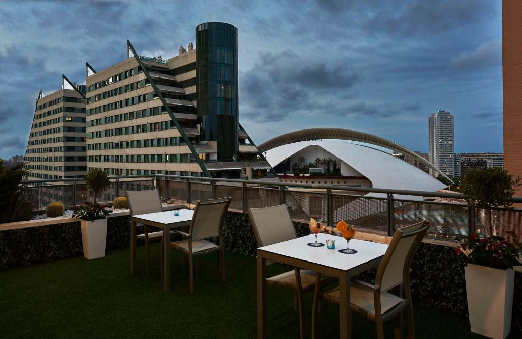 NH Valencia Las Artes - Resim 26