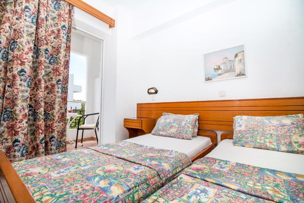 Mike's House Hotel