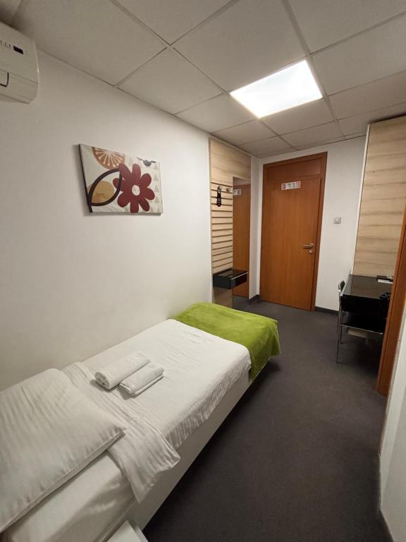 Garni Hotel Consul - Resim 14