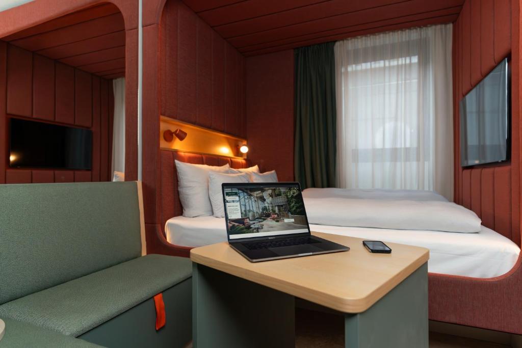 Cocoon Theresienwiese - Resim 36