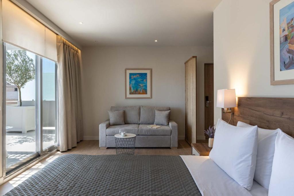 Port Tower Piraeus - Resim 36