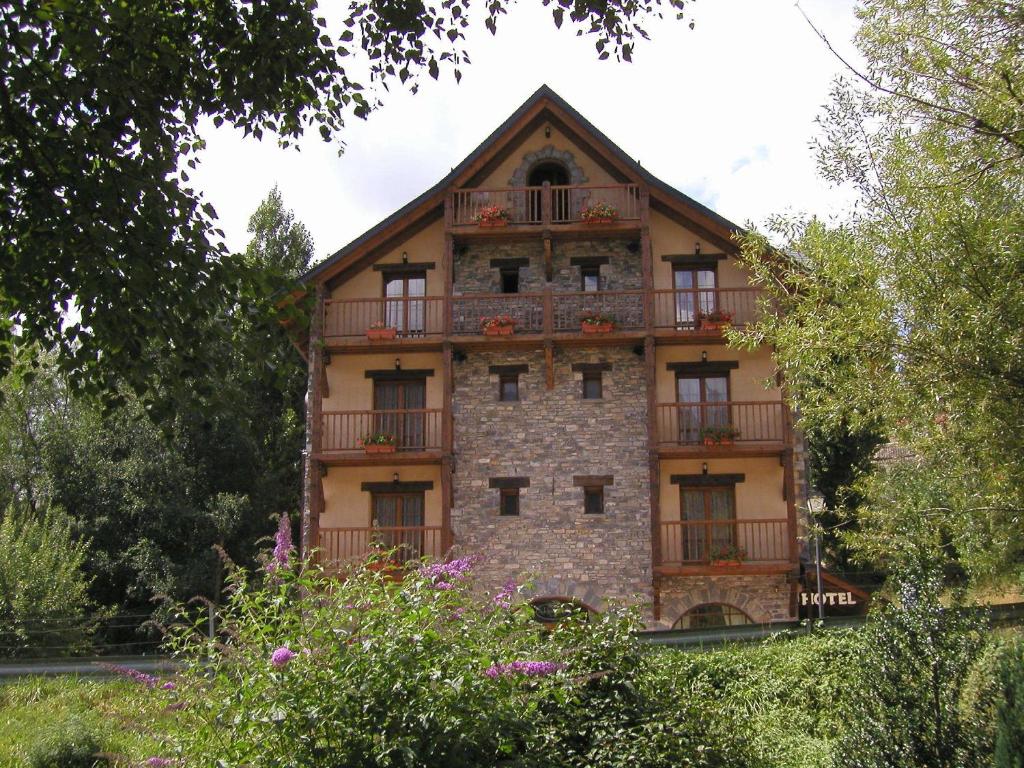 Budova, kde se hotel nachází