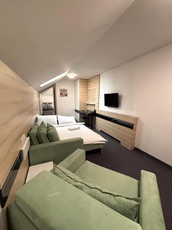 Garni Hotel Consul - Resim 2