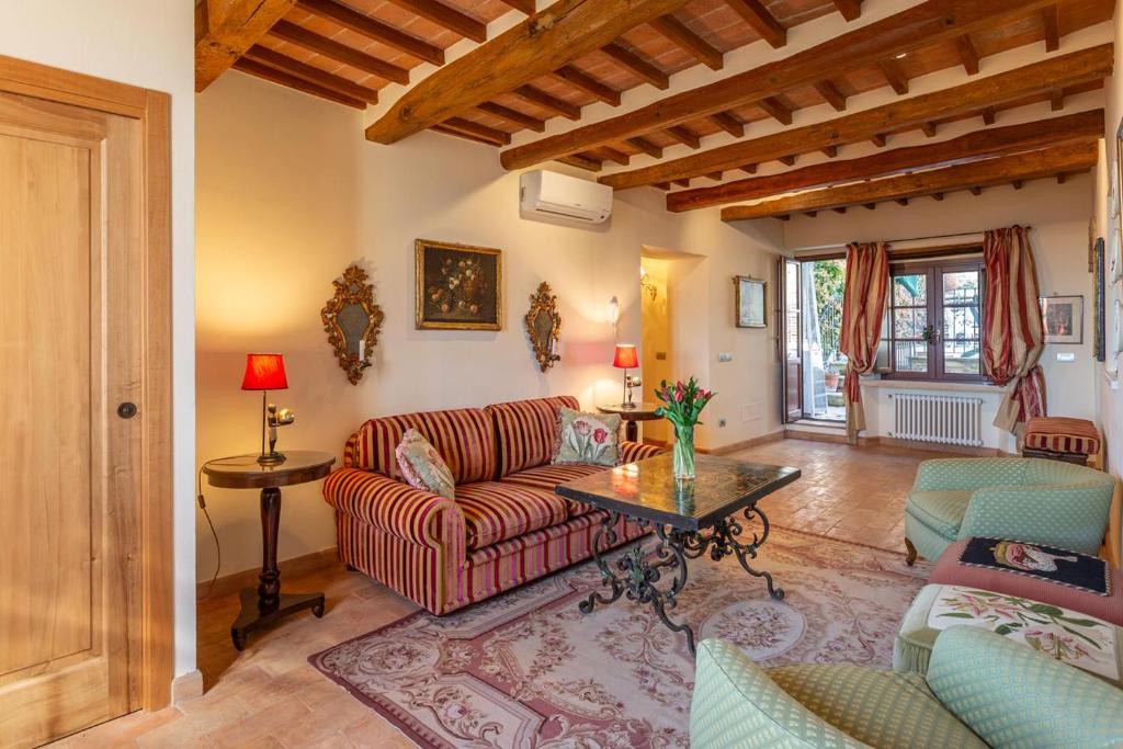Town House Happy Life Cetona