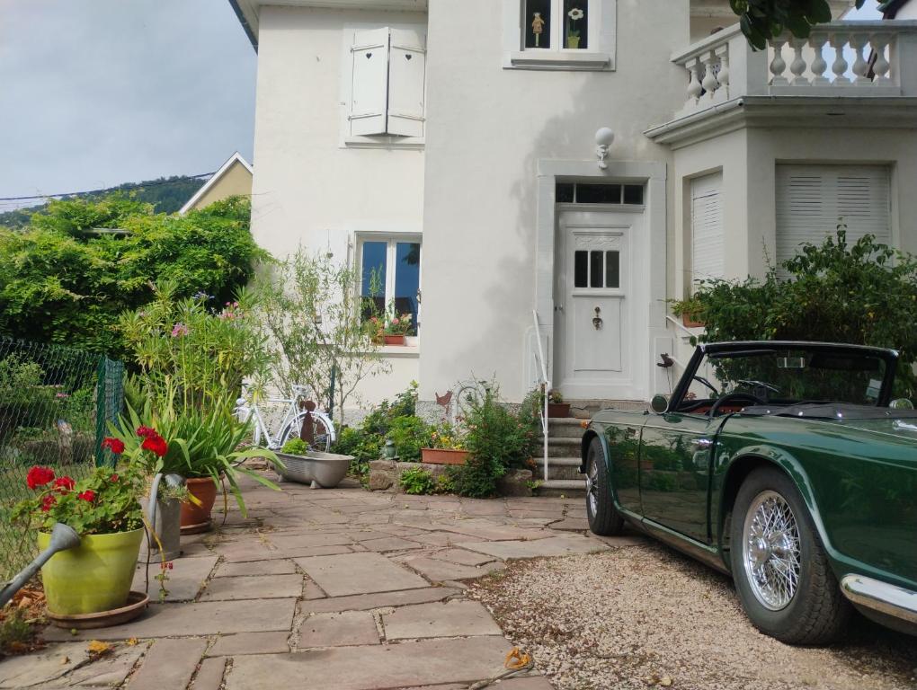 En have udenfor Gîte avec parking, au calme, entre Colmar-Riquewihr et Obernai, terrasse, vue sur espaces verts et coteaux d Alsace, route du vin-châteaux