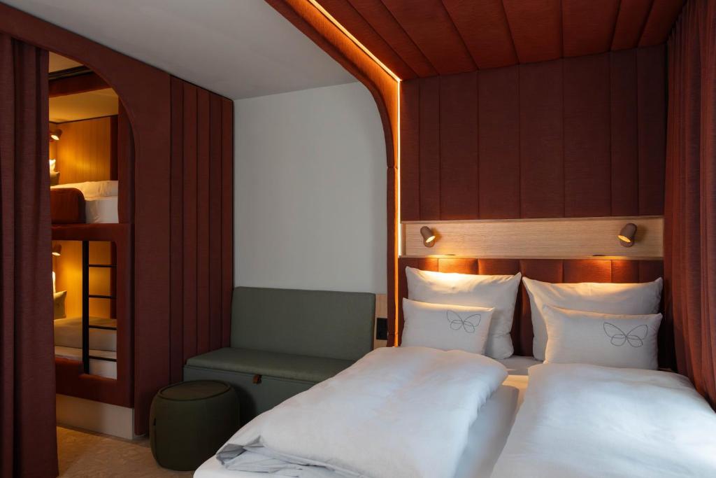 
Club House for 5 persons
