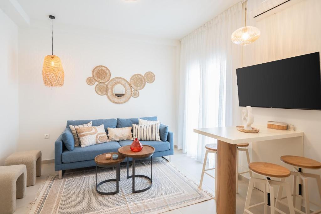 2BR Beatiful Apt In Thissio Near Agora & Acropolis