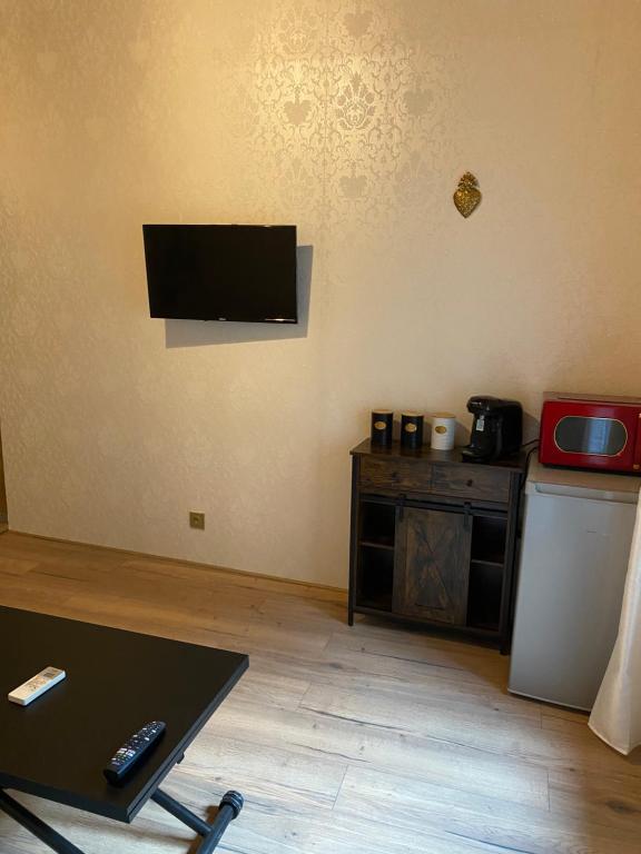 Suite royale avec en options jacuzzi, dîner aux chandelles et petit déjeuner - Duplexstudio