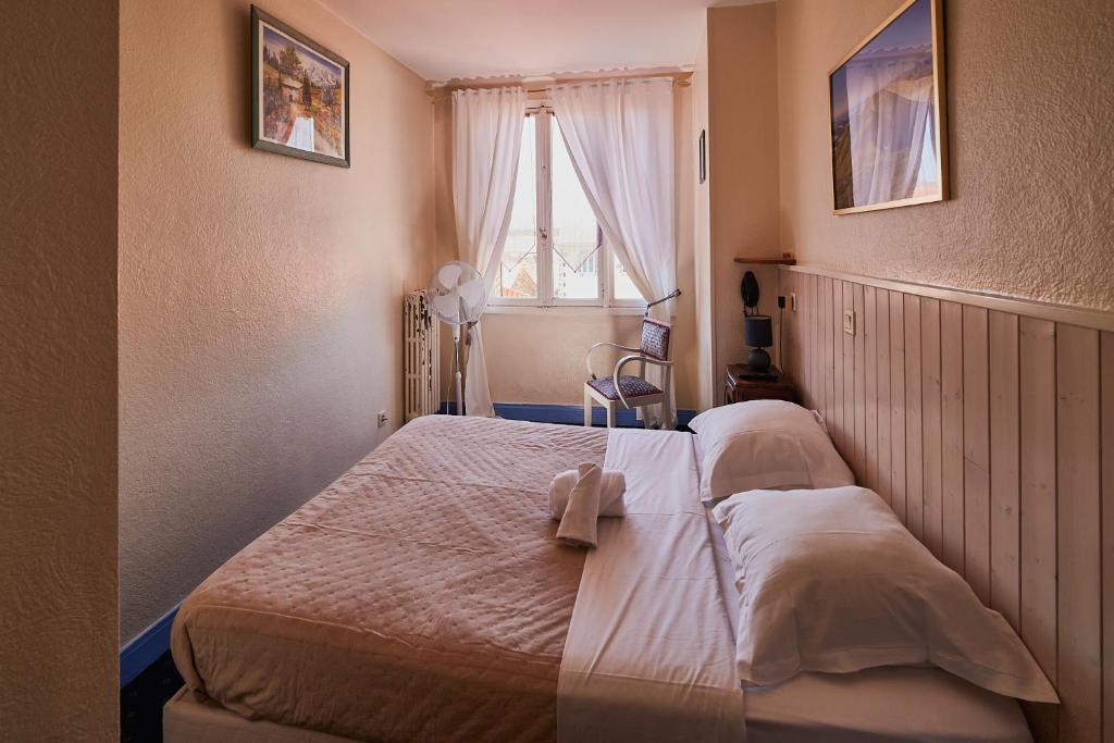 La Caravelle - Habitación Doble Con Baño Privado