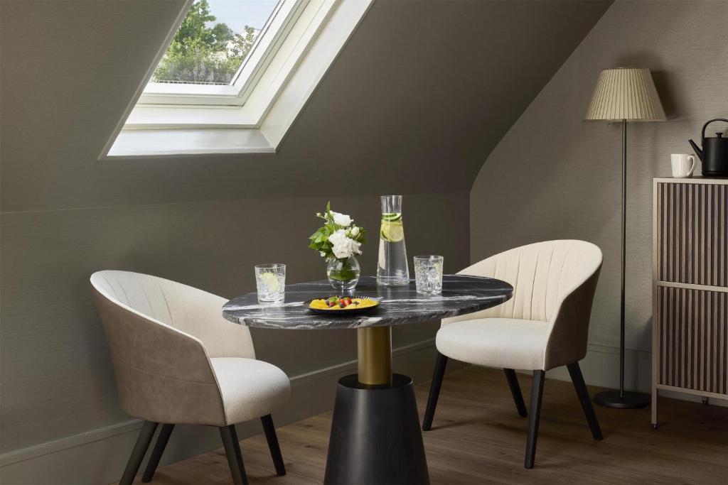 NH Collection Paris Ponthieu Champs-Élysées - Resim 17