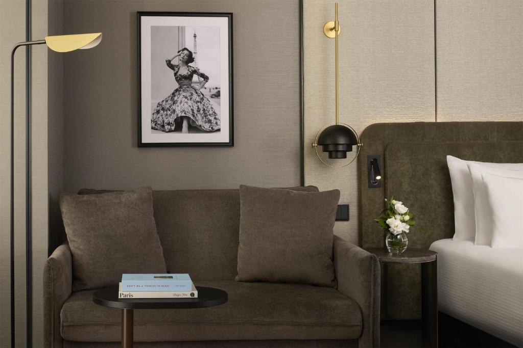 NH Collection Paris Ponthieu Champs-Élysées - Resim 23