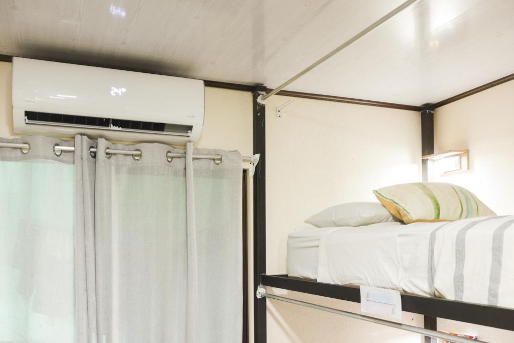 Room at Argdivan Hostel