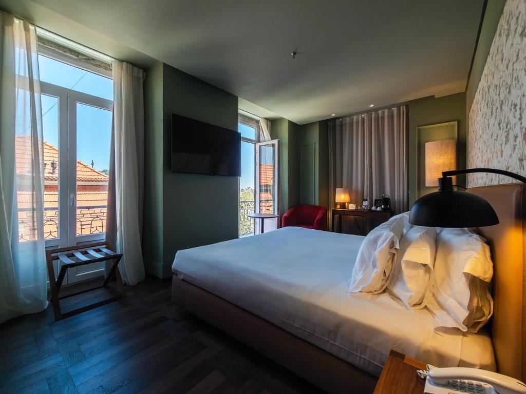 
Double or Twin Deluxe Room
