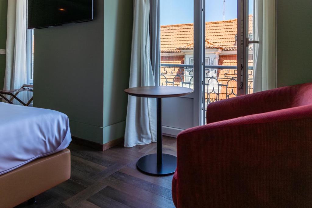 Lisboa Carmo Hotel - 7